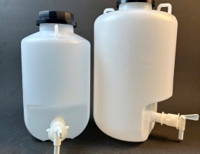 Bình đựng nước cất có vòi, ONELAB